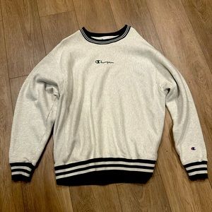 Men’s XL Champion Crewneck from Urban Outfitters